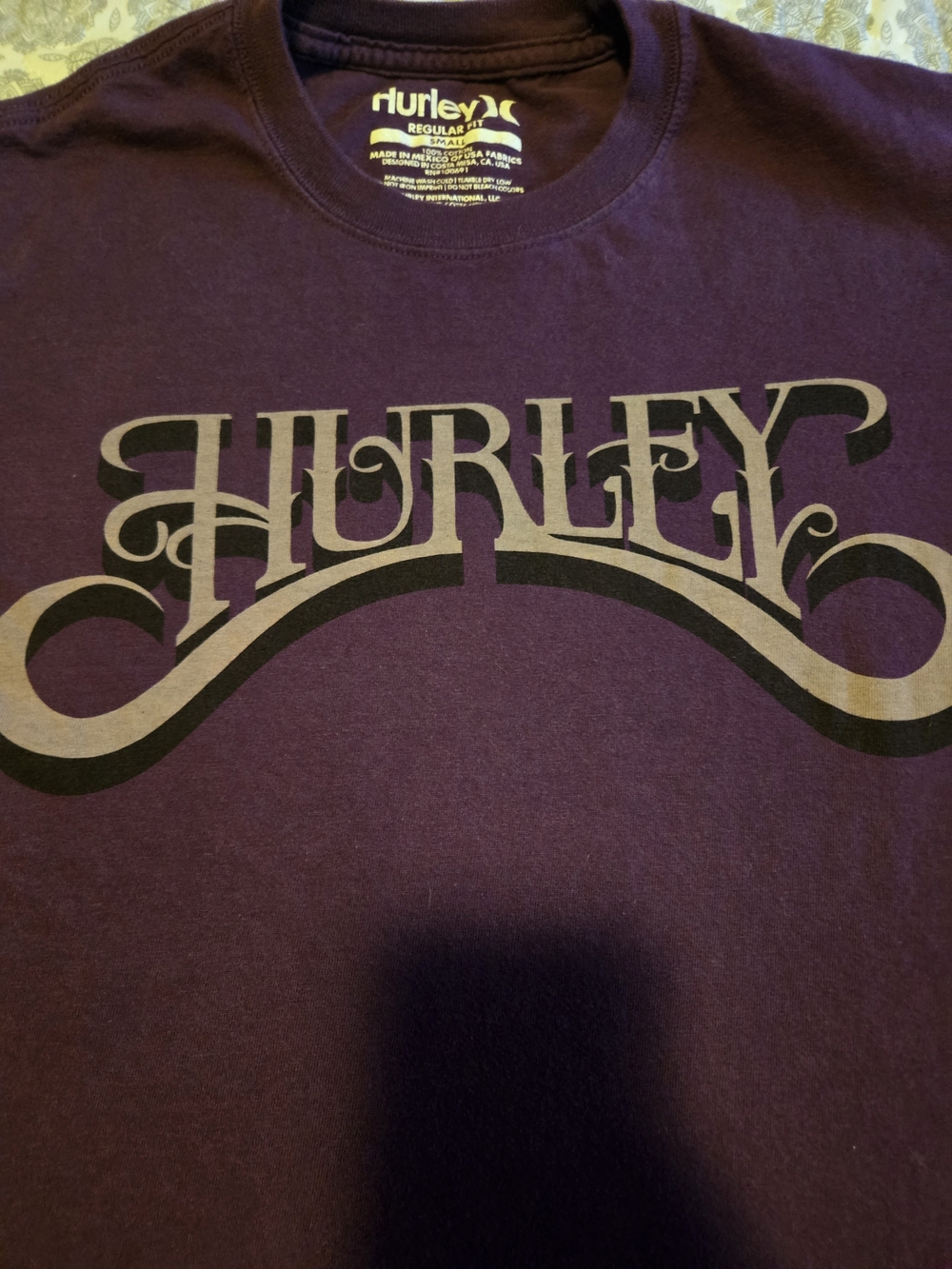Hurley Purple Graphic Tee Size Medium Unisex
